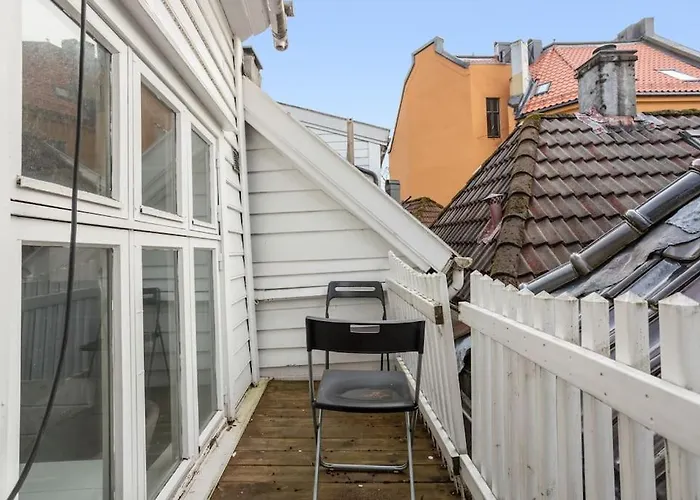 Historisk Hus I Hjertet Av Byen Hébergement de vacances